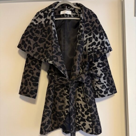 T TAHARI Marla Wool Leopard Wrap Coat size XS - Picture 3 of 10